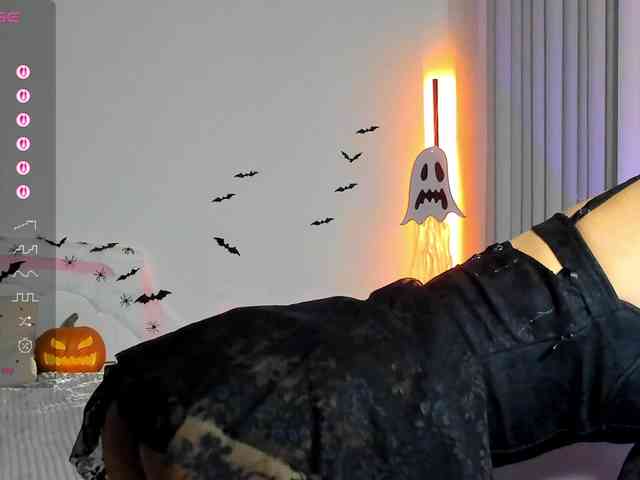 AndreaBlossom webcam