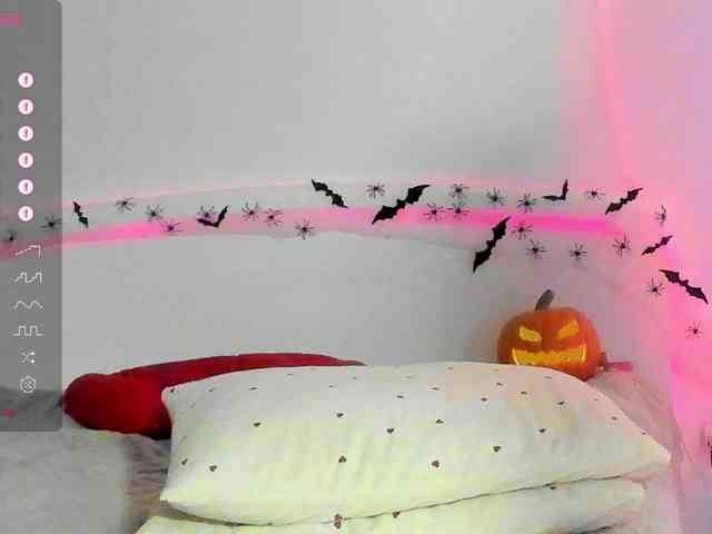 AndreaBlossom webcam