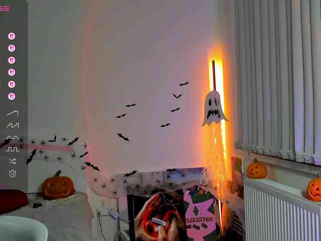 AndreaBlossom webcam