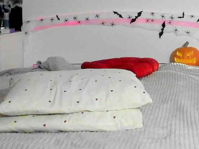 AndreaBlossom webcam