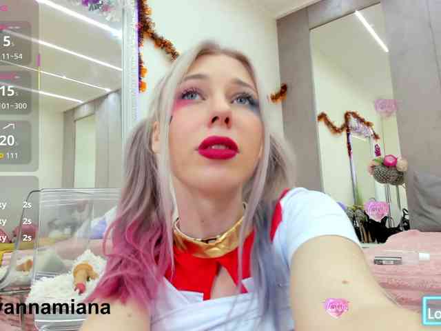 YannaMiana webcam