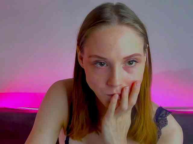 GinaLovely webcam