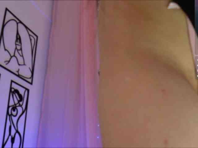 VikkiVibe webcam