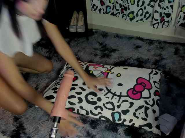 Yuliana-Demon webcam