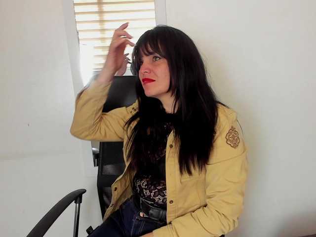 LauraHotties webcam