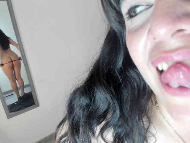 LauraHotties webcam