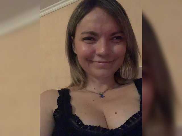 Ella-Pearlie webcam