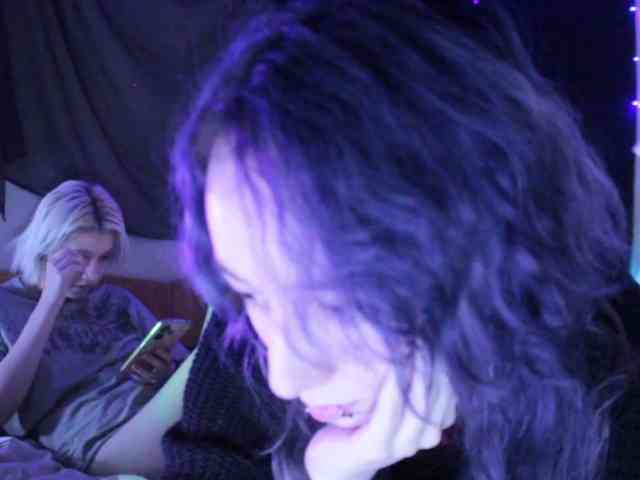 Nagito_Komaeda webcam