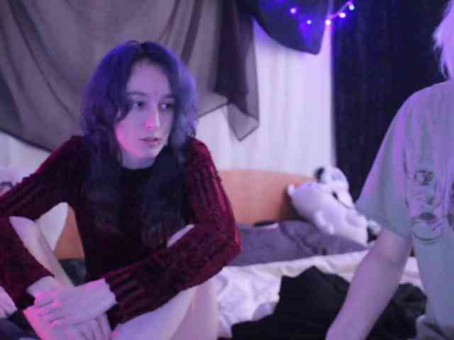 Nagito_Komaeda webcam