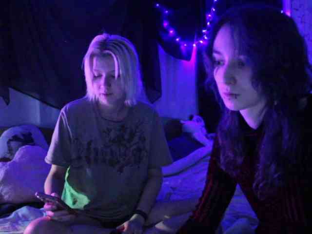 Nagito_Komaeda webcam