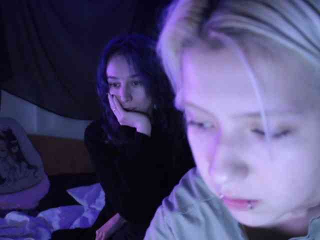 Nagito_Komaeda webcam