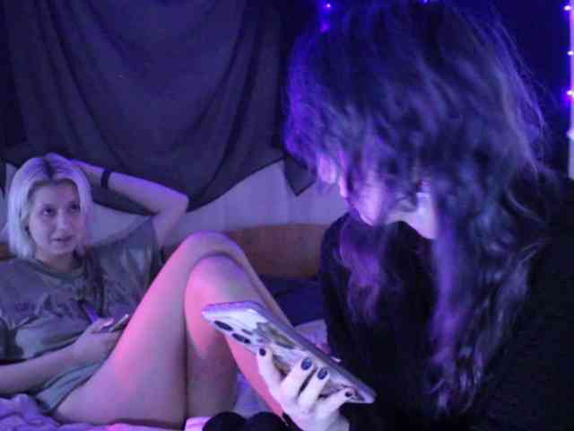 Nagito_Komaeda webcam