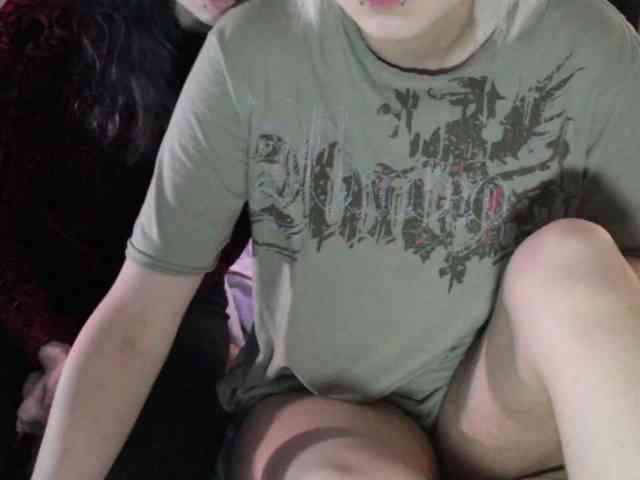 Nagito_Komaeda webcam