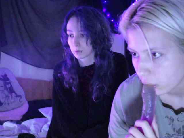 Nagito_Komaeda webcam