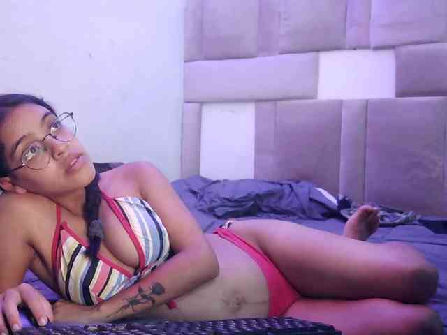 pocahontasb1 webcam