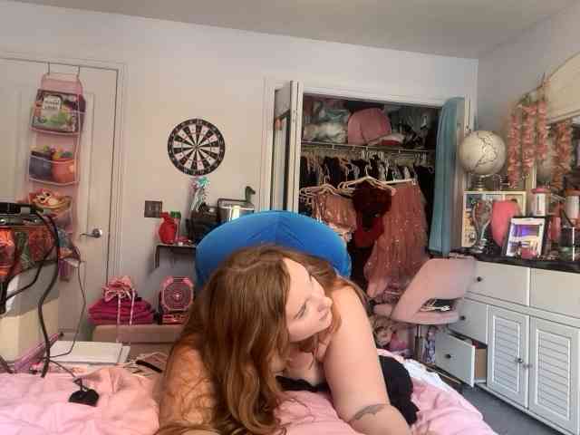 thickgingergoddess webcam