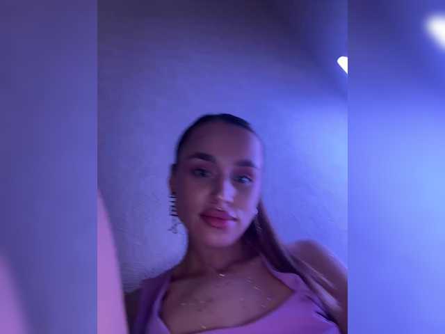 Entrez le videochat erotique avec le
modèle Enchantix Enchantix