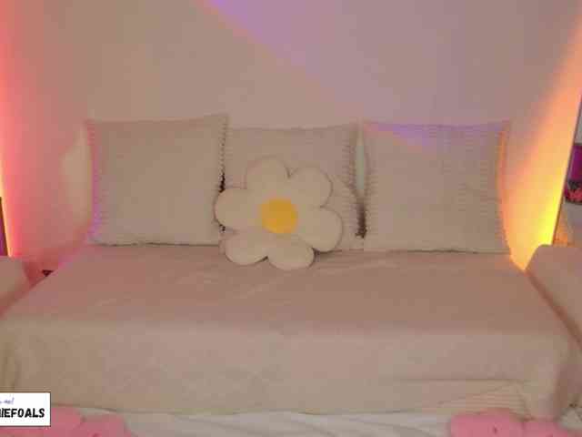CammieFoalss webcam