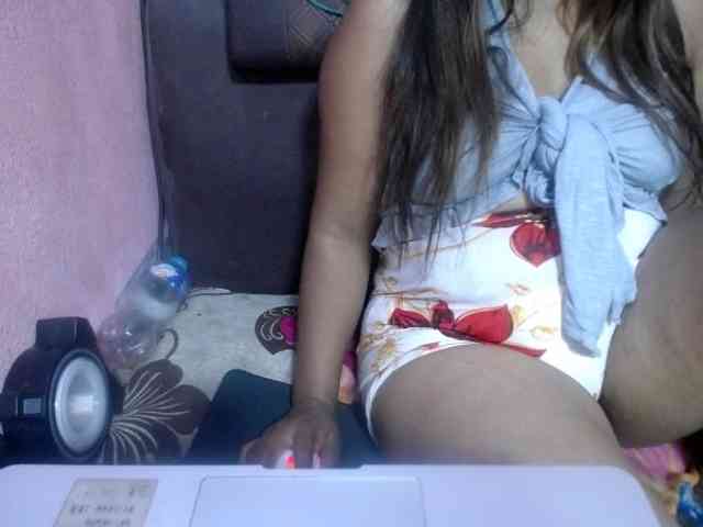 jenniella webcam
