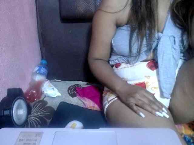 jenniella webcam
