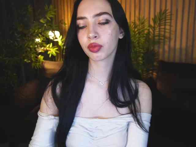 WildKittenX webcam