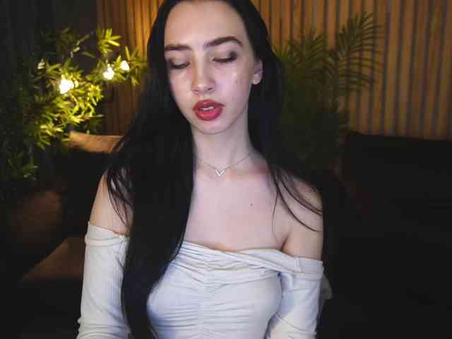 WildKittenX webcam