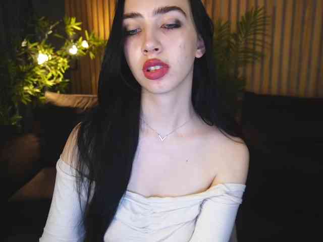 WildKittenX webcam