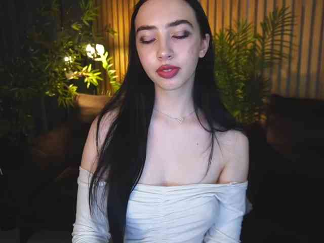 WildKittenX webcam