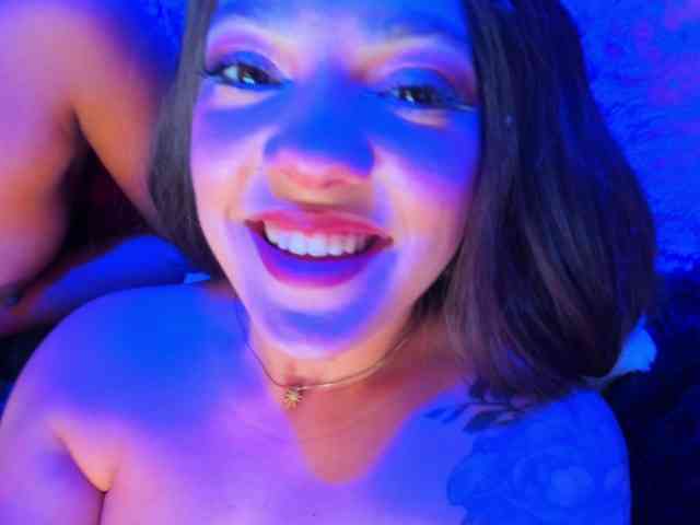 hotties-kittens webcam