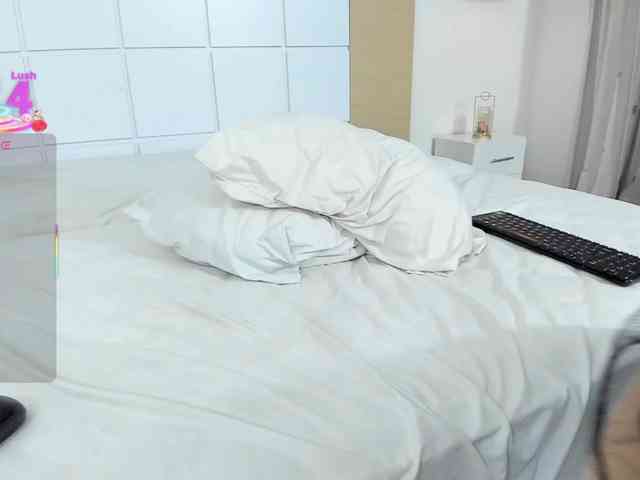 ElectraRhodes webcam