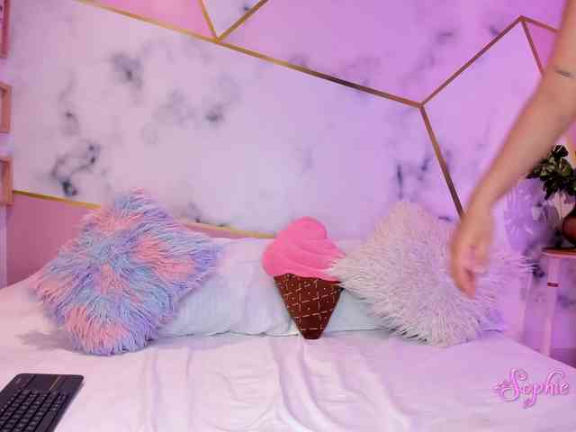 Sophiie-Vega webcam