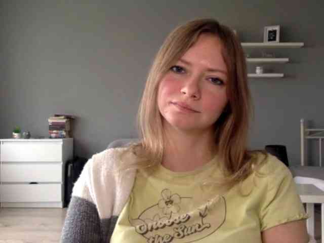 kissMillie webcam