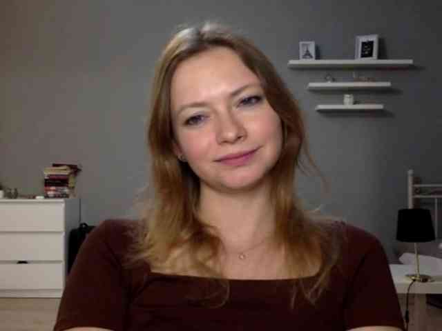 kissMillie webcam