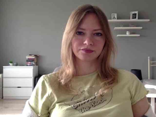 kissMillie webcam