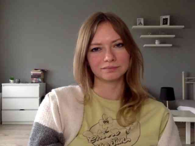 kissMillie webcam