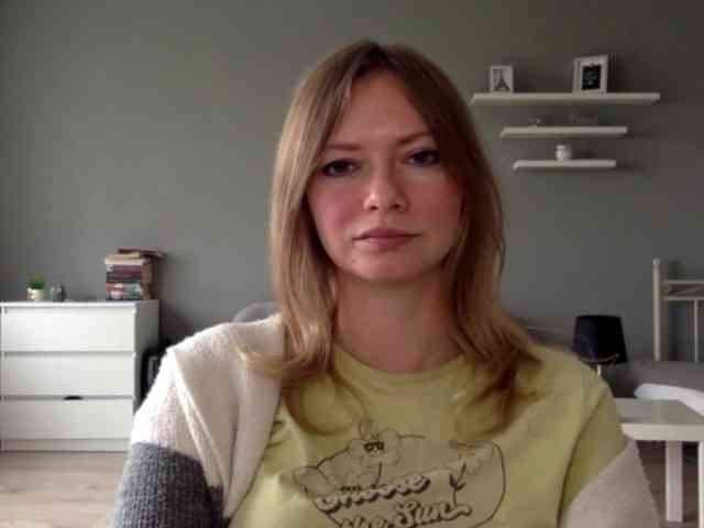kissMillie webcam