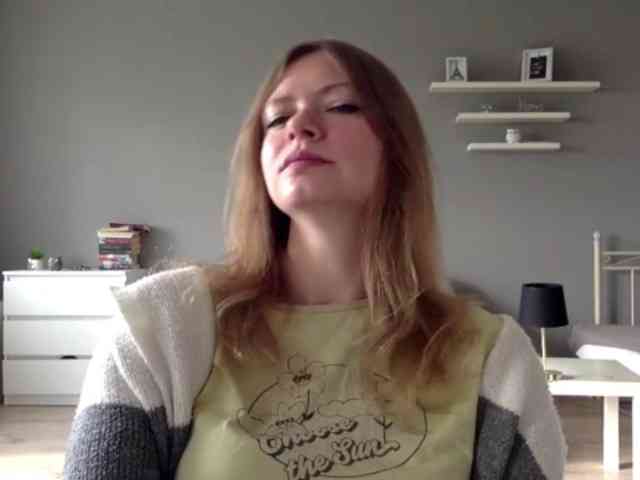 kissMillie webcam