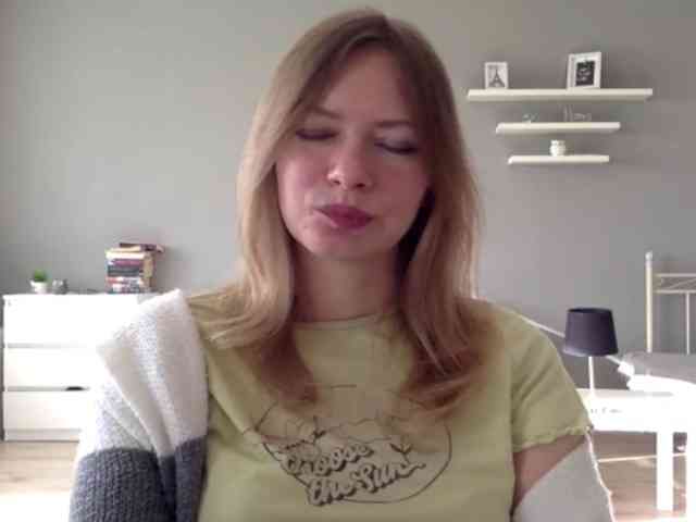 kissMillie webcam