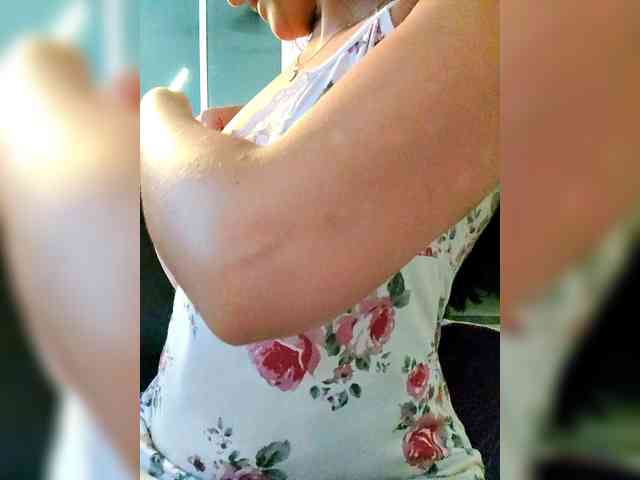 Georgina-Cross webcam