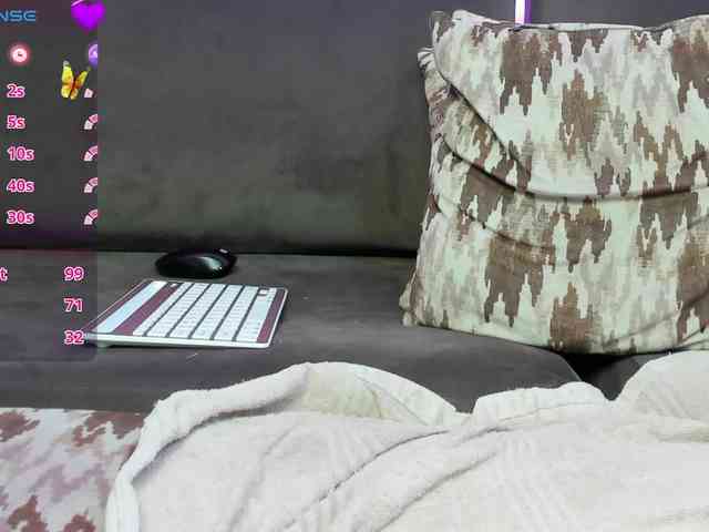 Georgina-Cross webcam