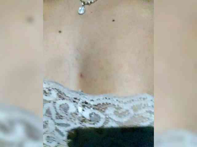Georgina-Cross webcam