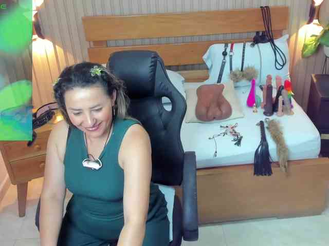 luciana-ballesteros webcam