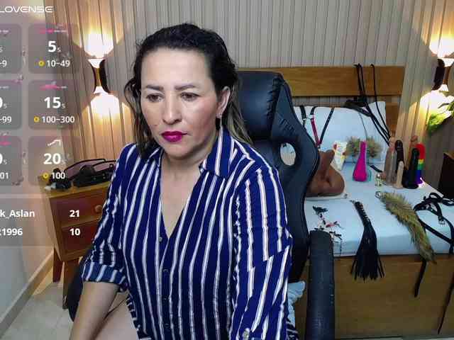 luciana-ballesteros webcam