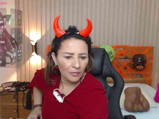 luciana-ballesteros webcam