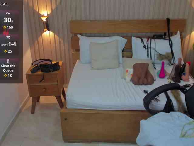 luciana-ballesteros webcam