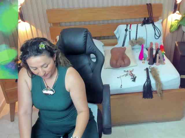 luciana-ballesteros webcam