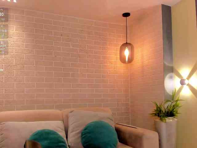 MaddisonCollins webcam