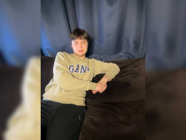 Entrez le videochat erotique avec le
modèle Pickmegirls Pickmegirls