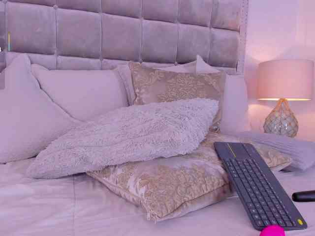 lucianacohelo webcam