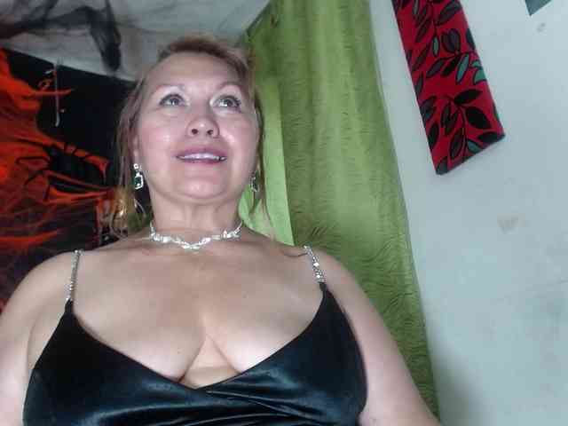 Kazsandra webcam